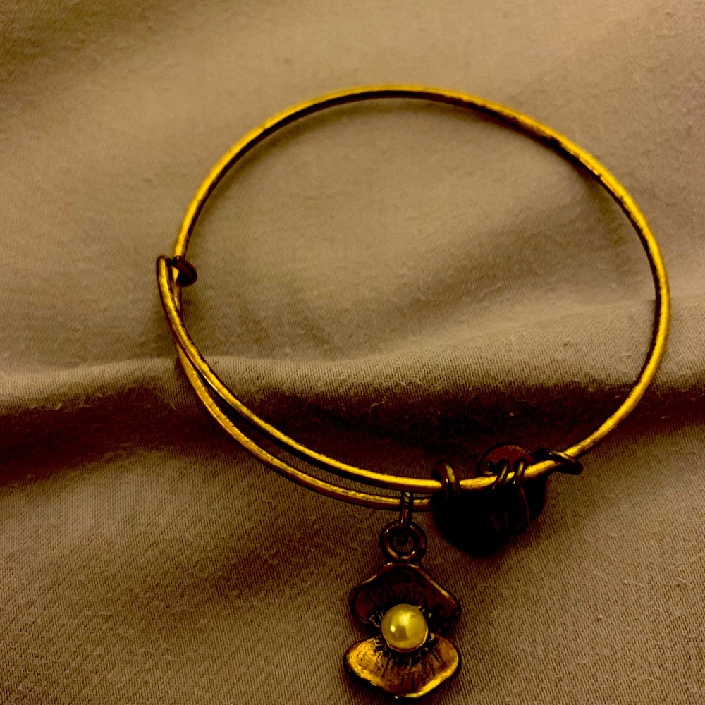 Oyster with Pearl Energy Bracelet
